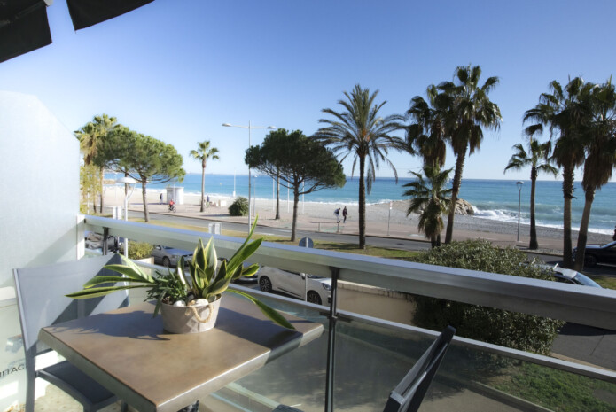 Chambre double vue mer Hôtel Tiercé, Côte d'Azur